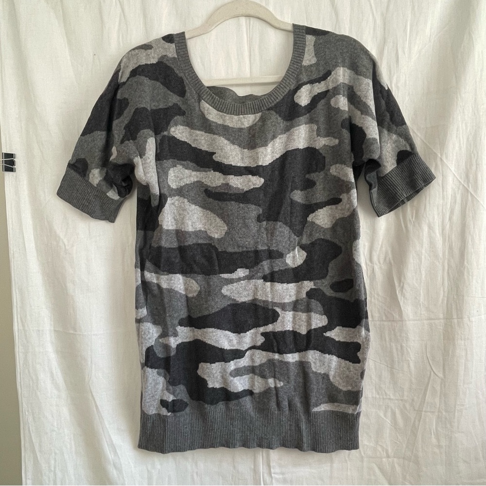 Express brand. Y2K going out top. Camouflage intarsia knit in black and grey.